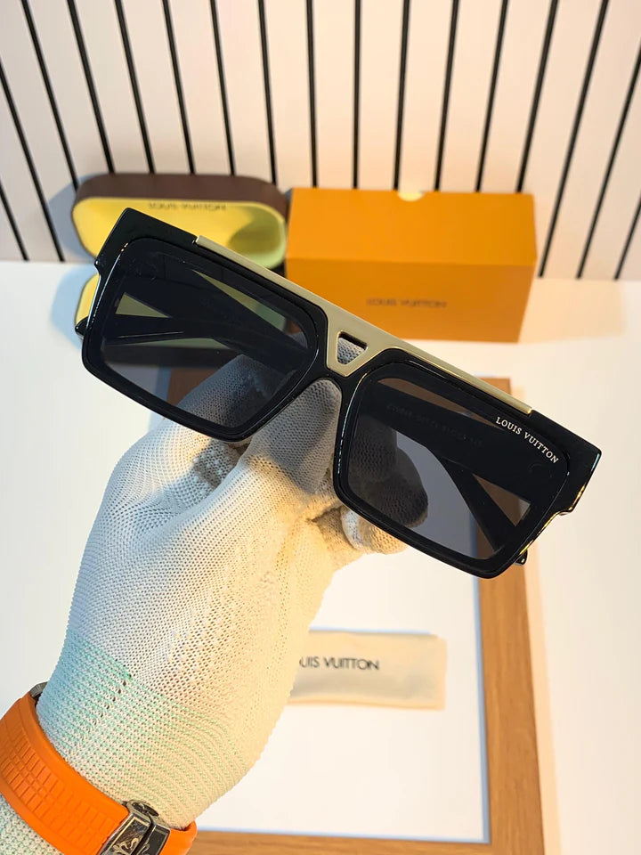 LV 1984 black gold