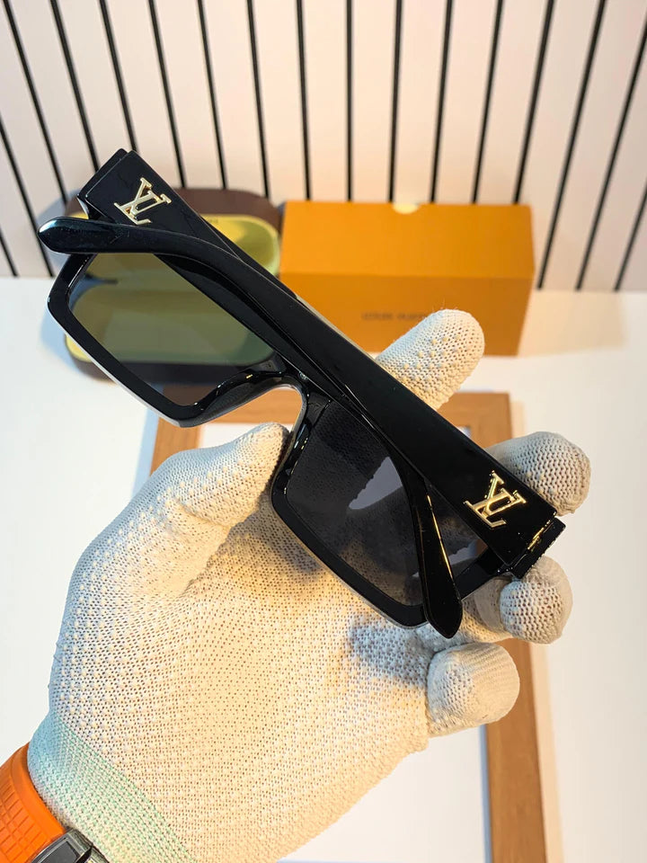 LV 1984 black gold